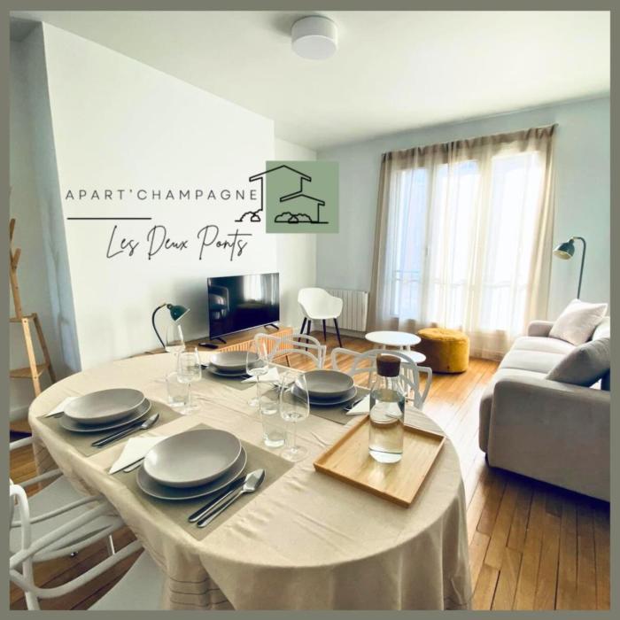 ApartChampagne Les Deux Ponts station & center