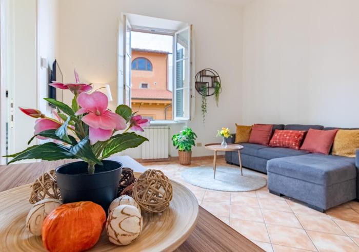 Cavour 9 - Luminoso 3 Camere Borgo Stretto Vista in Centro