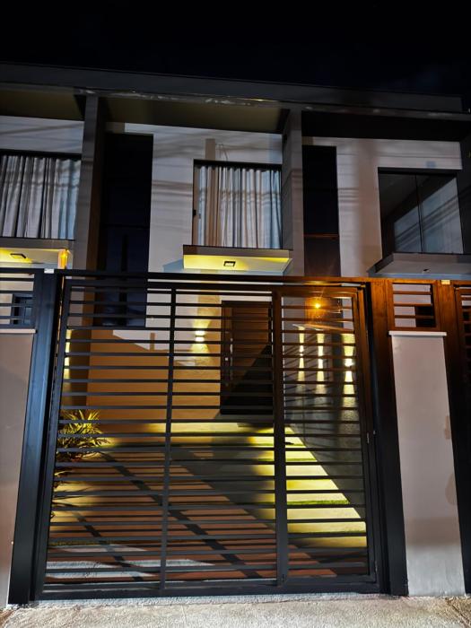 Casa Moderna Família Rodrigues