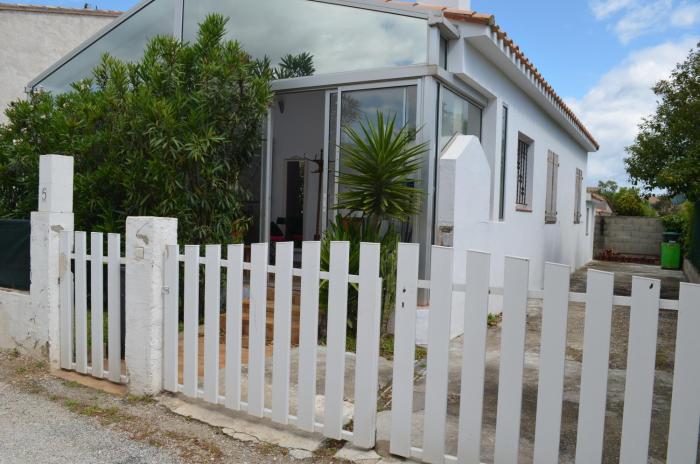 Maison individuelle proche bord de mer