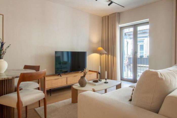 Verde Almada 3d by LovelyStay