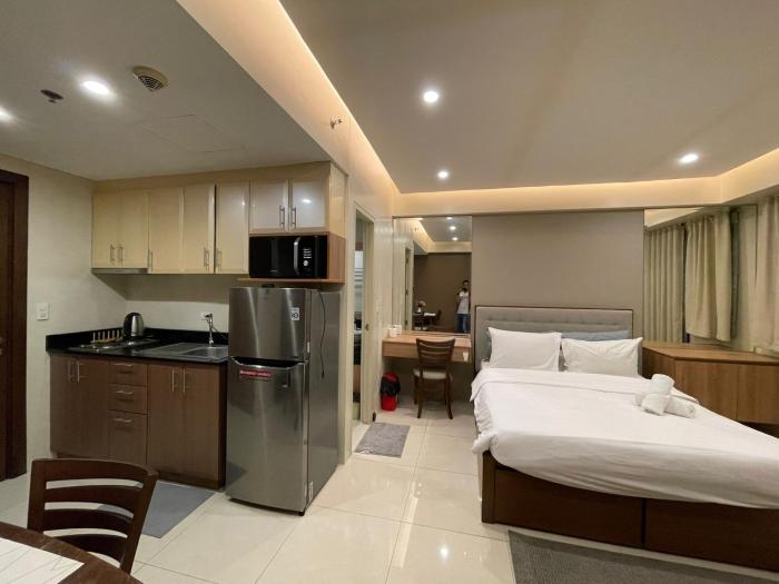 Your Home at One Palm Tree Villas near NAIA T3