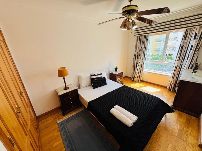 Luxury apartment next Lisbon centre, super well connected