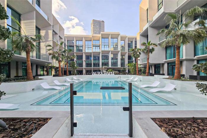 Everluxe Holiday Homes Rental Contemporary Studio