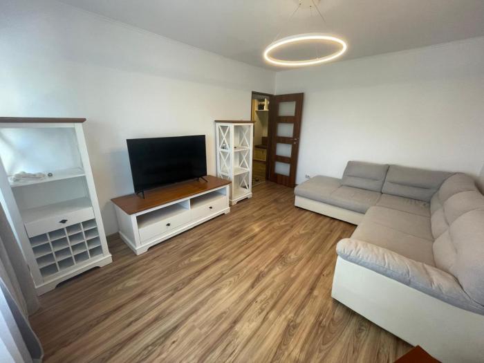 Wesleys homes- 3 room apartment, Untold Festival , 3km