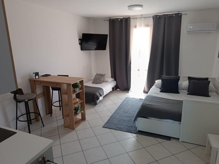 CasaYudi Monolocale con piscina