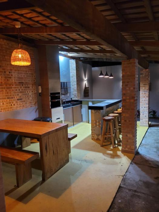 CASA COM PISCINA no CENTRO