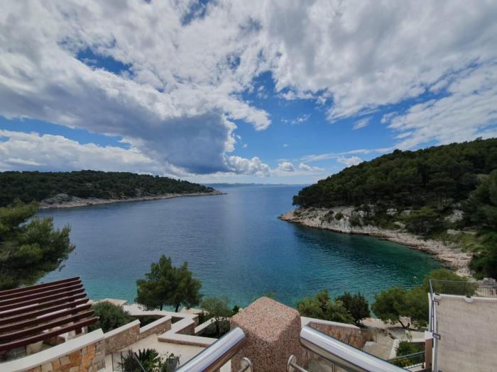 Apartments Rogošić