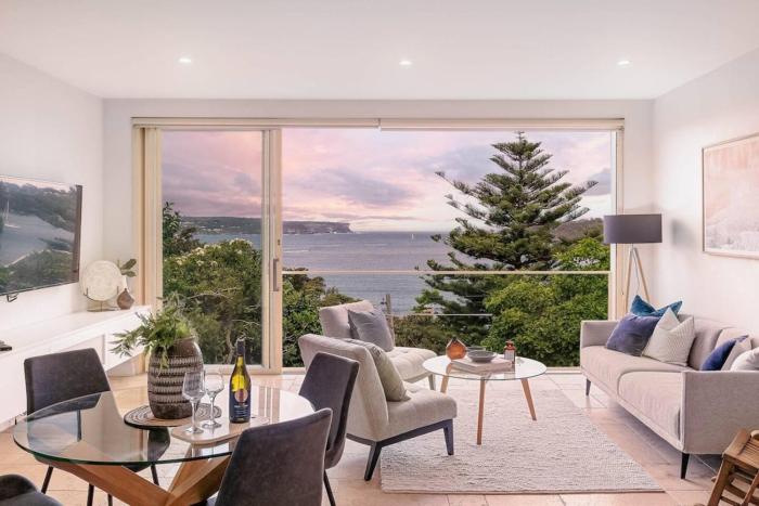 Balmoral Bliss - Expansive Views of Sydney Heads!