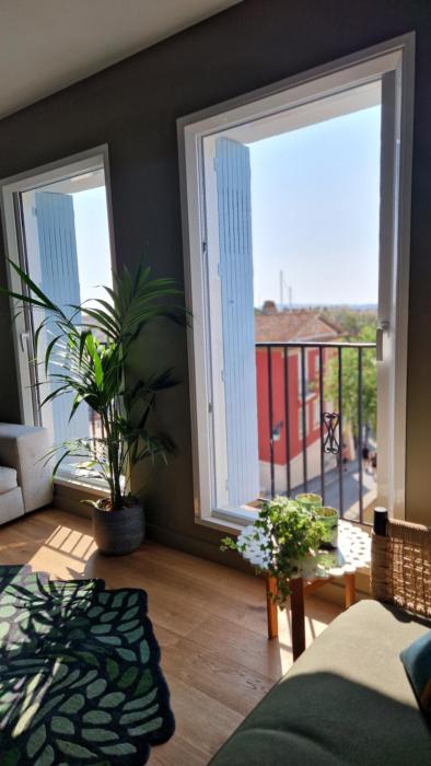 Luxe - New - Centre - 100m2 - Full clim - 3BDR - 3BTHR - 3WC - pkg