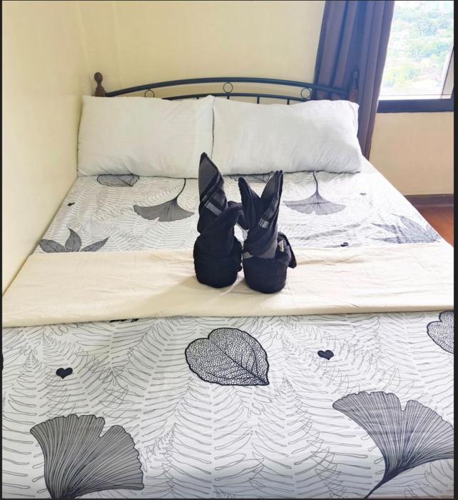 1BEDROOM CONDO AZALEA WITH FREE WIFI