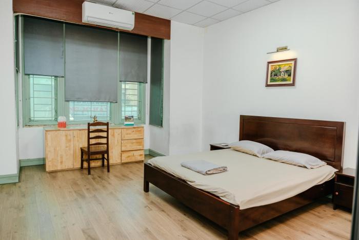 The Rails - Double Room F02