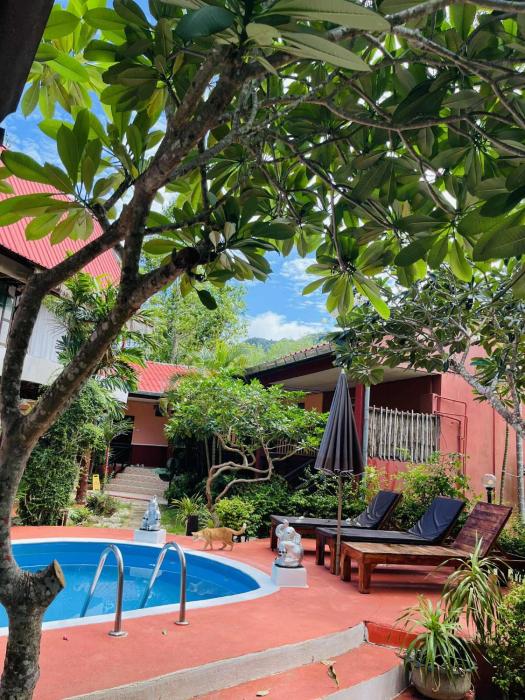 Khum dara lanta resort