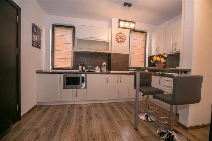 В Сандански есента идва с топлина, слънце и златна светлина