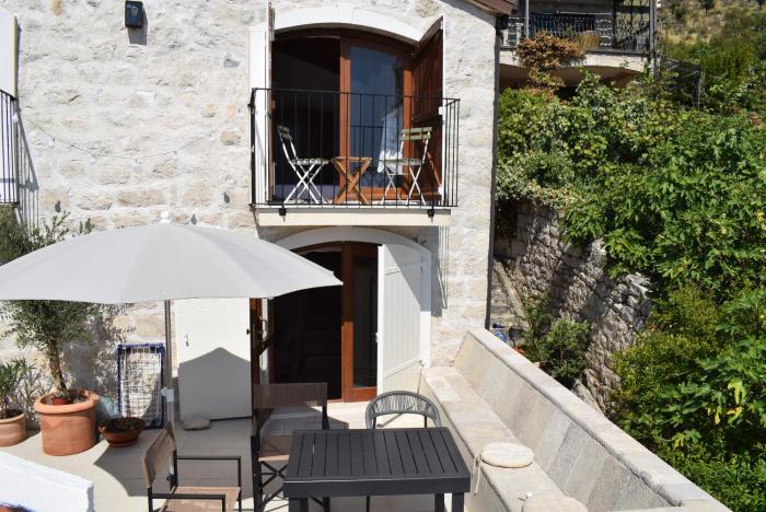 Unique stone apartment Villa M