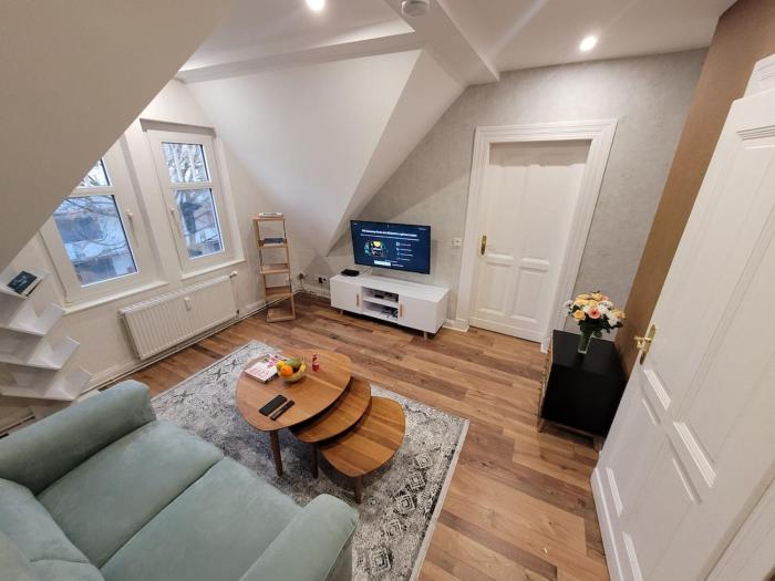 Modern 52 m2 apartment with air conditioning close to Messe Düsseldorf & Köln
