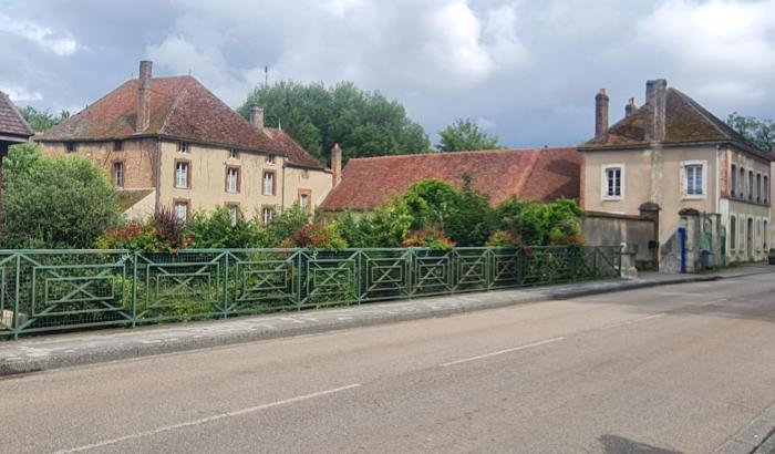 À la piscine du moulin du dehors