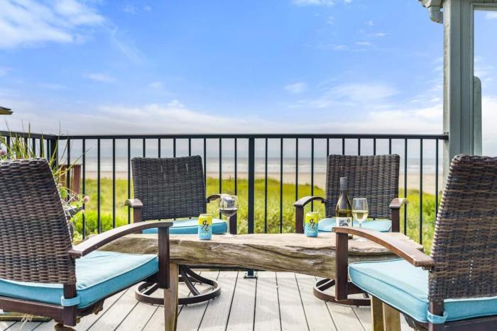 Tide Pool Town Home, Entire House, Amazing Views!