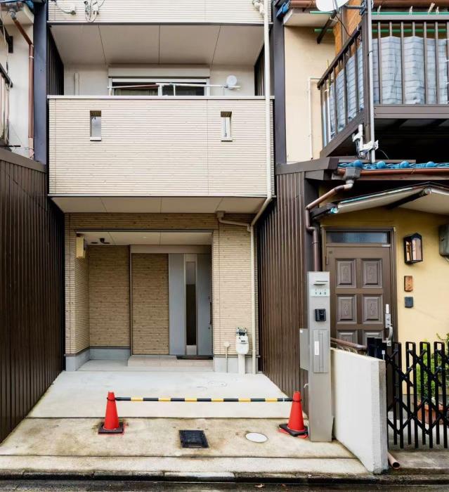 夏様二条南 二条駅徒歩6分 静かな一軒家