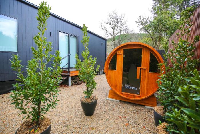 The Rocks - Olive Retreat