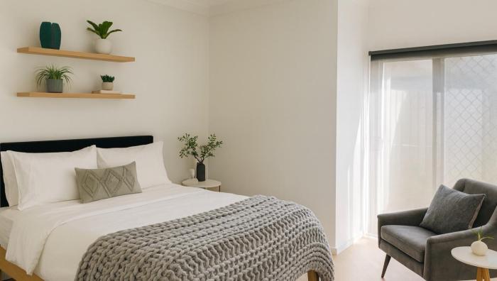 140sqm Modern Teneriffe 2 Bedroom & Balcony