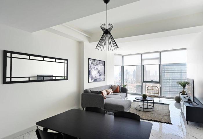 Beautiful Modern 1BD Condo Views w PoolGym! #223