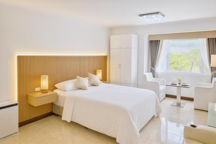 Yannas Unit with Great View in Albergo Hotel