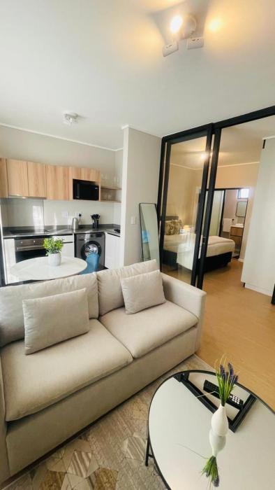 Tranquil Top-Floor in Bryanston