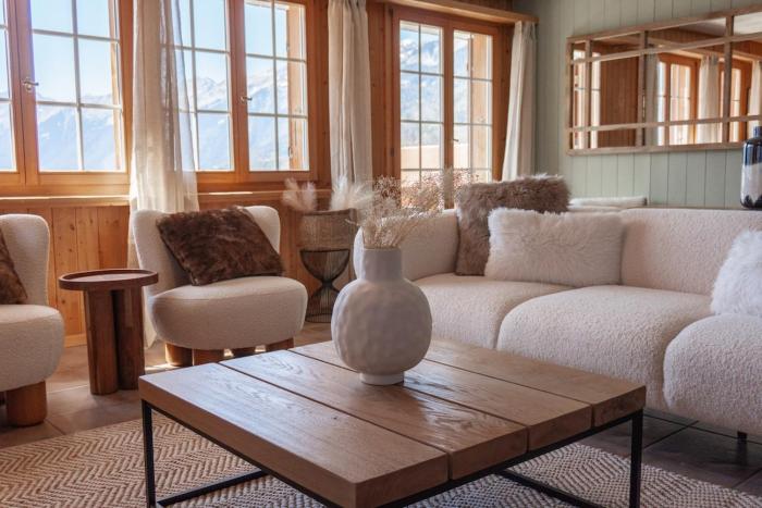 Hidden Retreats Grand Lookout Boutique Chalet