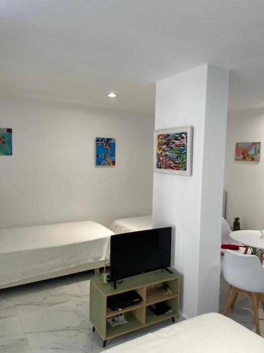 Drymades Retreat, Dhërmi