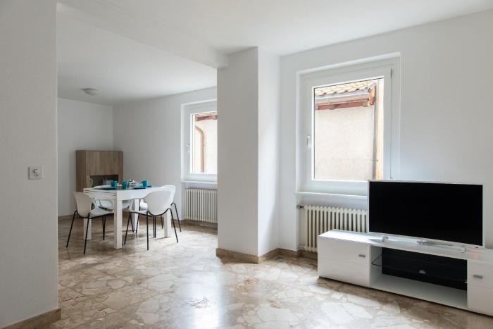 Rose 2 Apartment by Quokka 360 - duplex on 2 floors with balcony