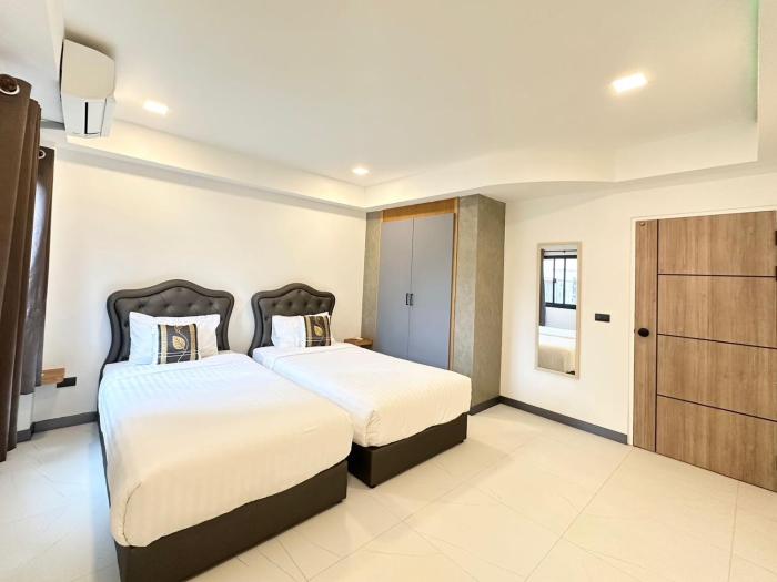 Freeda House Bang Tao Beach - Near Muay Thai Gym