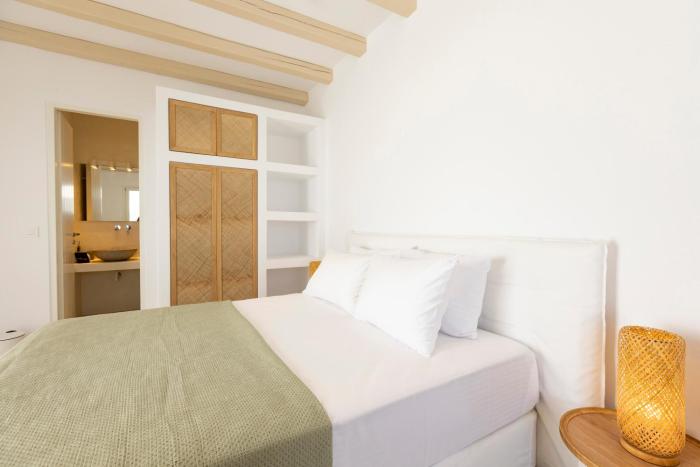 Cycladic Suites