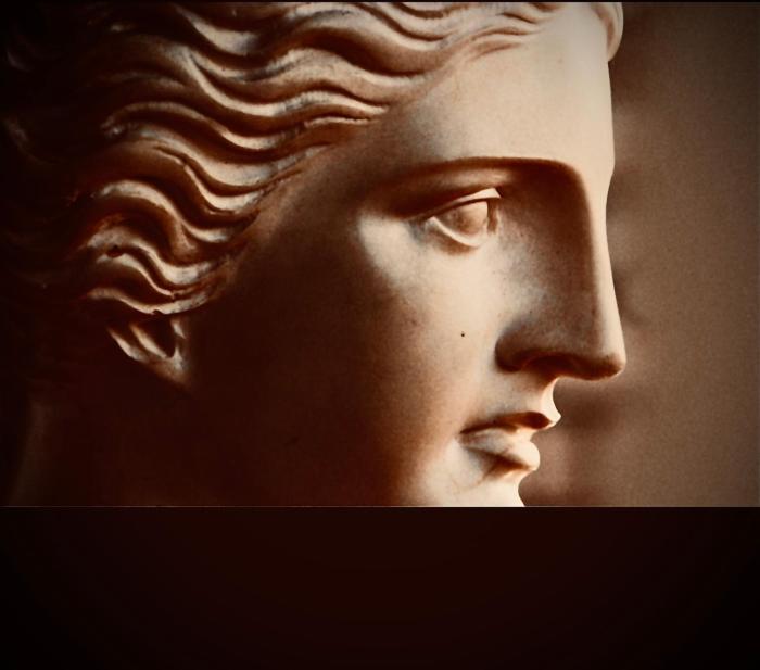 TRAVELLERS BEAUTIFUL ELEN Agios Gordios Sea