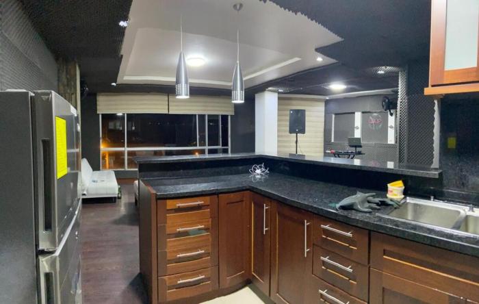 Alquilo departamento insonorizado