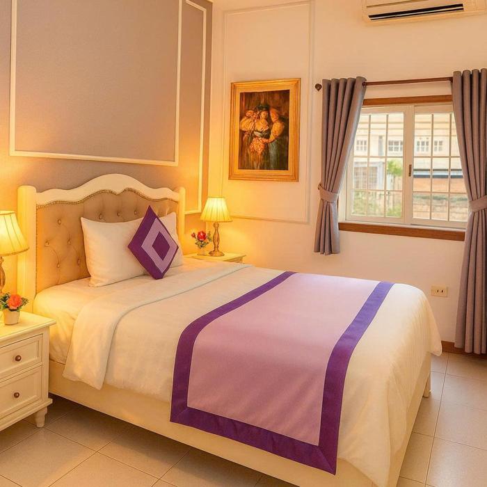 Hanoi 0riental Hotel and Travel