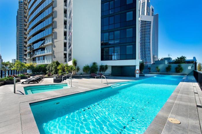 Apt 1147 - Circle on Cavill - Surfers Paradise
