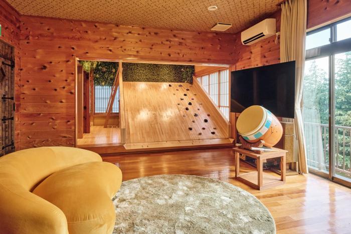 -Blue Tree- 巨大すべり台と岩風呂と太鼓の達人とBBQ楽しむ遊園地目の前の欲張り別荘