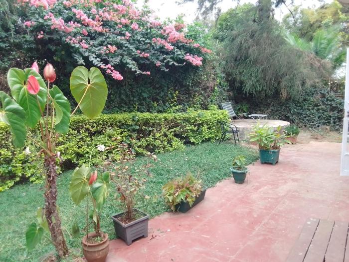 NAIROBI NATIONAL PARK accomodation nearby