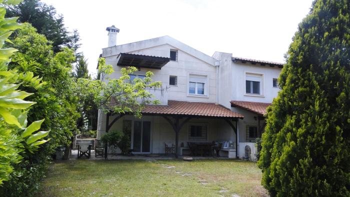 Εvas House