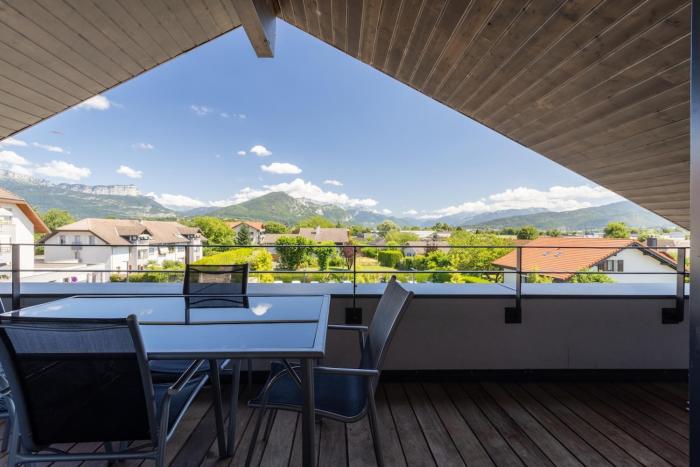 Magnifique attique 6 personnes proche Annecy