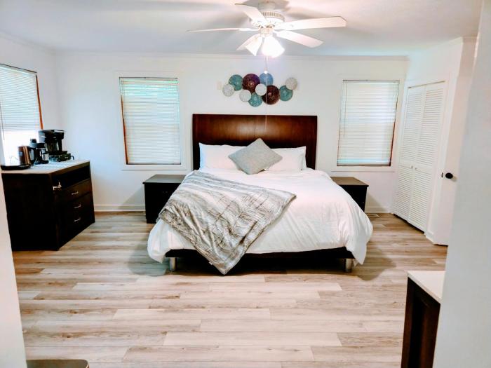 2 Bedroom Suite with Impressive Kitchenette