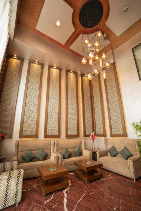 Hotel Tirupati Plaza