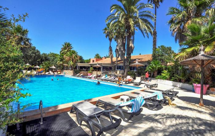 1 Bedroom Beautiful Apartment In Canet-En-Roussillon