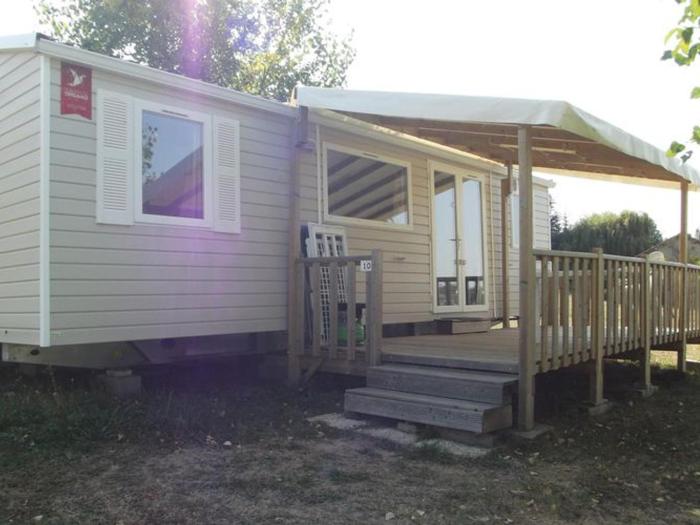 Mobil home 3 chambres avec terrasse, 6 personnes - API-1-52-338