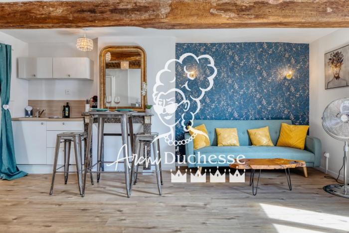 Authentique 3 nid urbain au charme envoûtant en plein coeur de Rouen