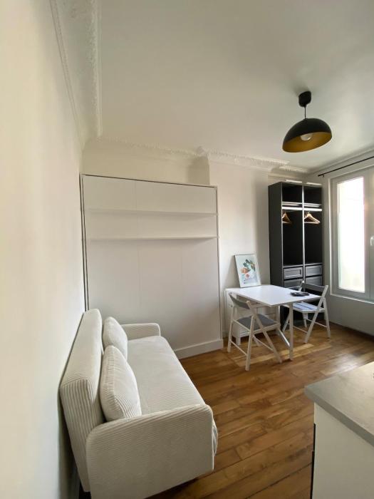 Equipped studio - Paris, 15th