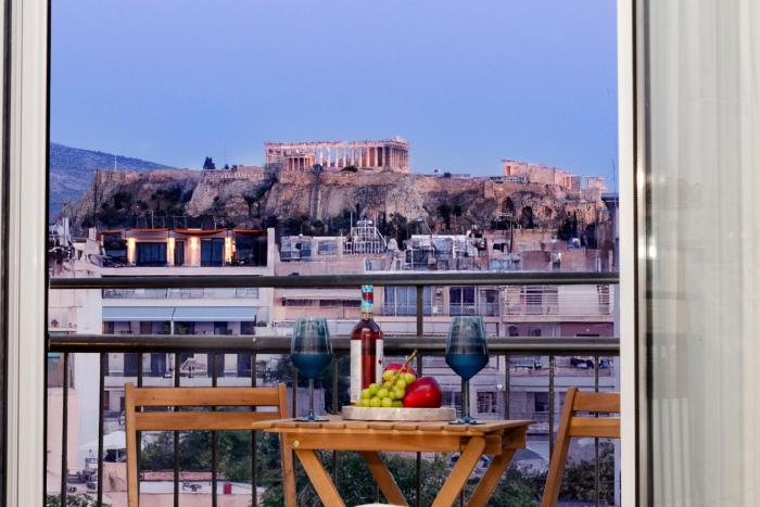 Livinn Acropolis View