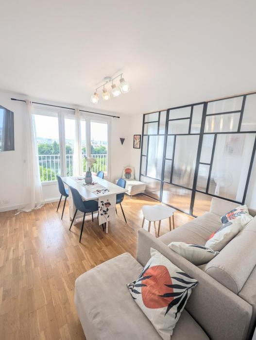 Apartment with Seine view - 9 people