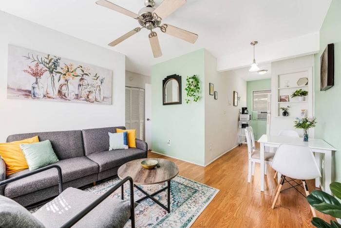 1BR Little Havana Apt stepts to Calle 8